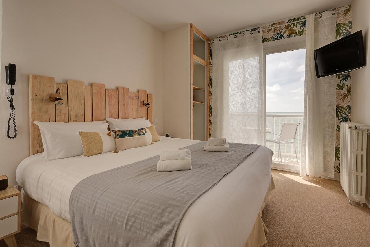 Deluxe Double Room with Sea View
