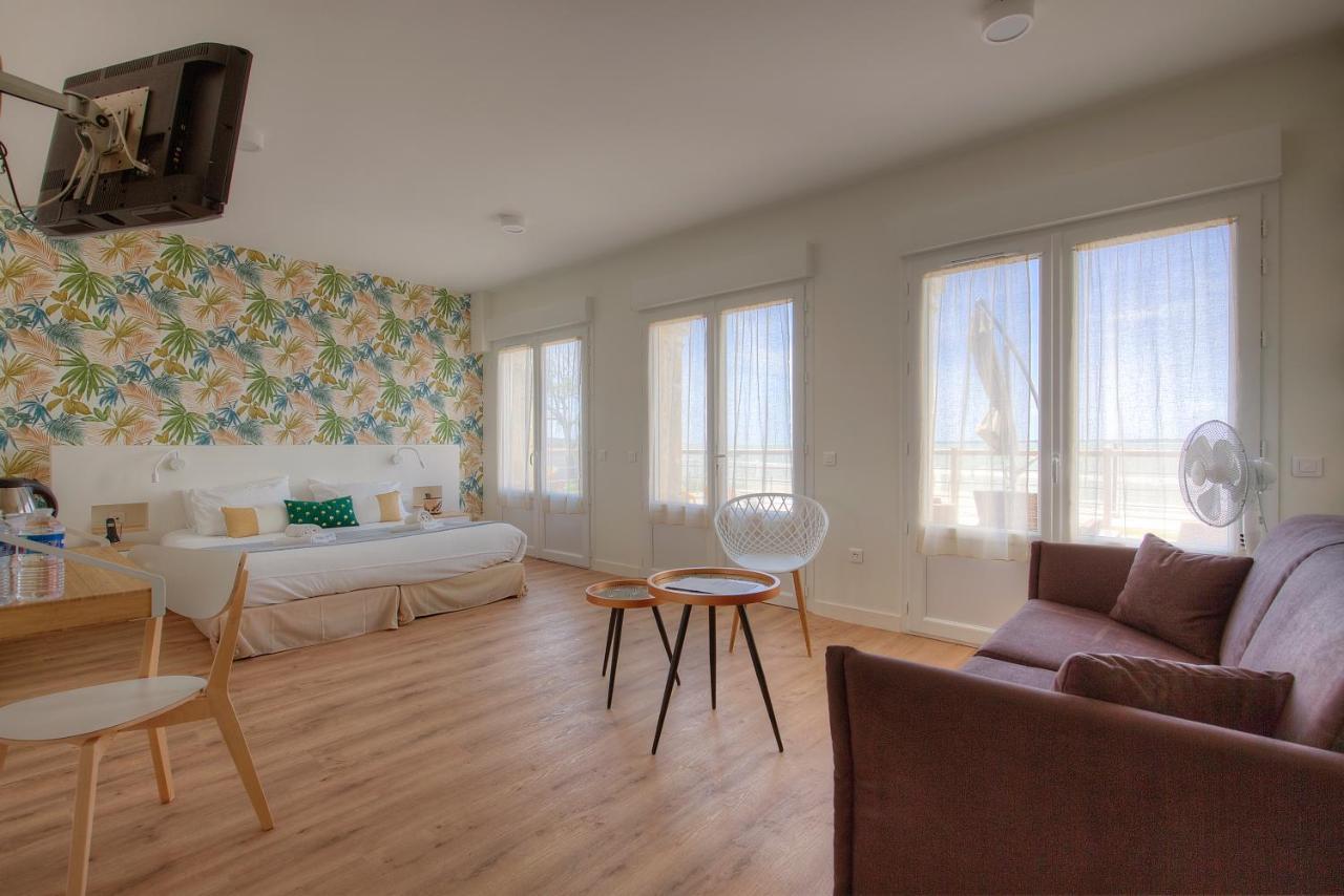 King Suite with Sea View