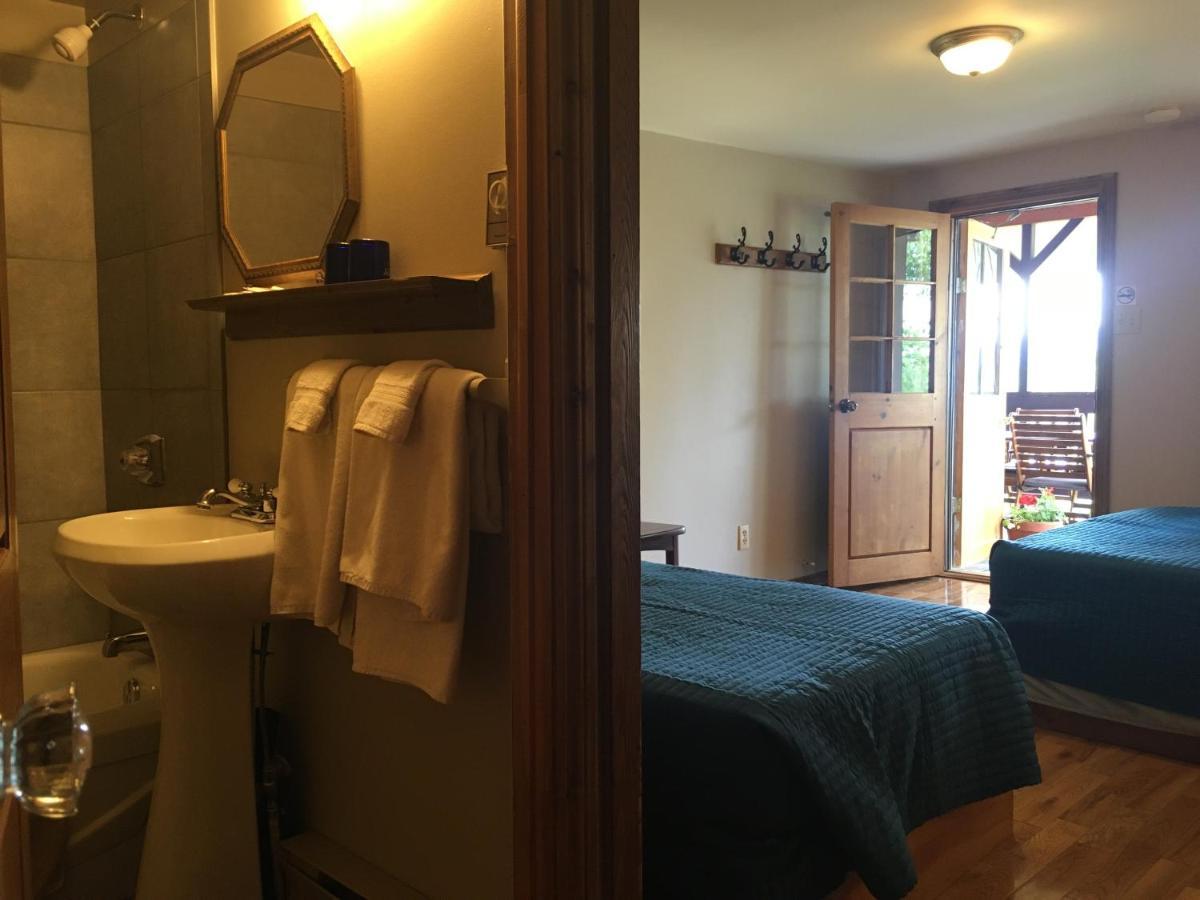 Chambre Double avec 1 Lit Double et 1 Lit Simple