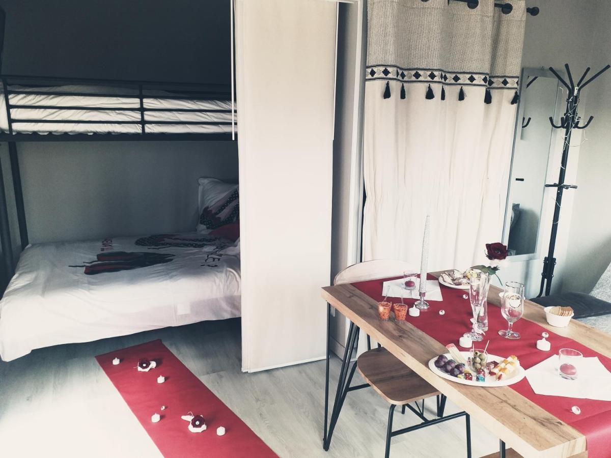 Family Room Terrace,1143418357:JPEG