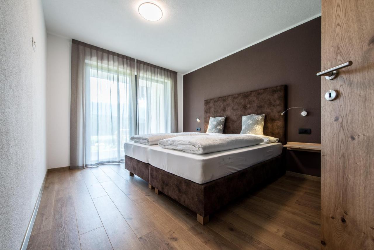 Penthouse Apartment,1143968083:JPEG