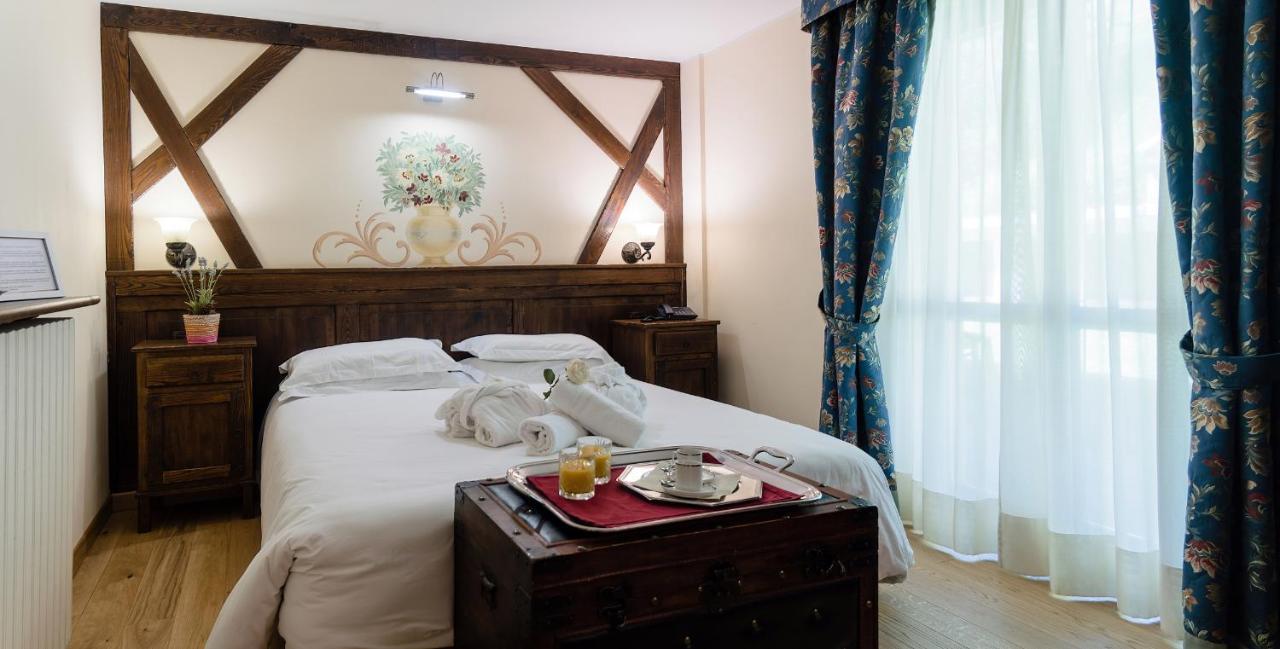 Premium Double or Twin Room,1154661033:JPEG