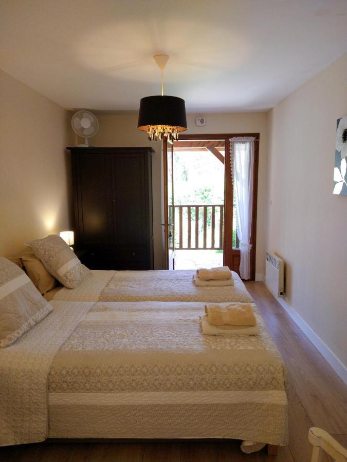 Chambre Lits Jumeaux avec Salle de Bains Privative