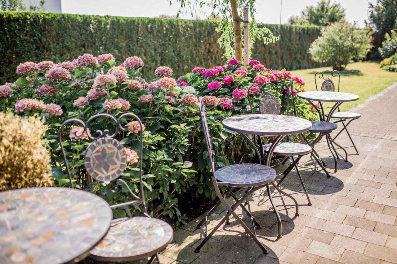 Double Room Garden View