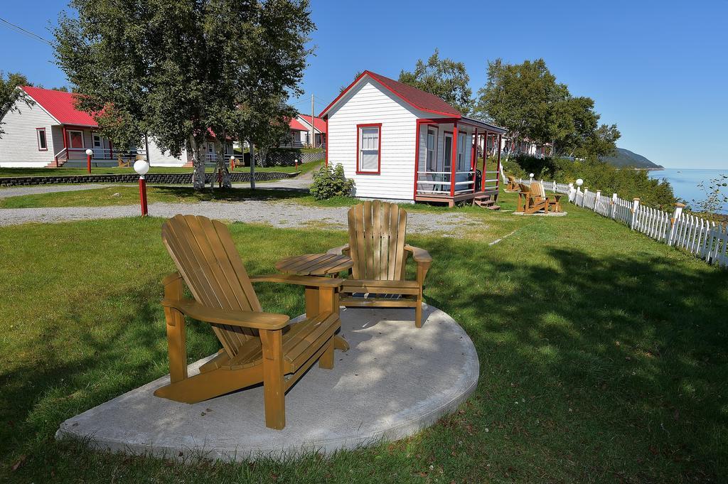 Three-Bedroom Chalet,690972378:JPEG
