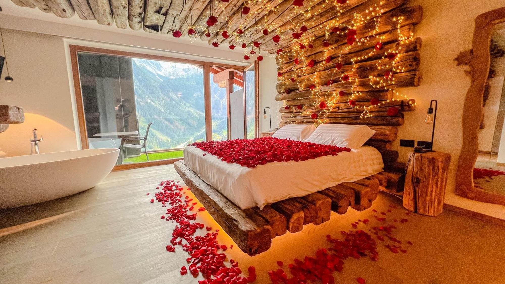 Double Room with Mountain View