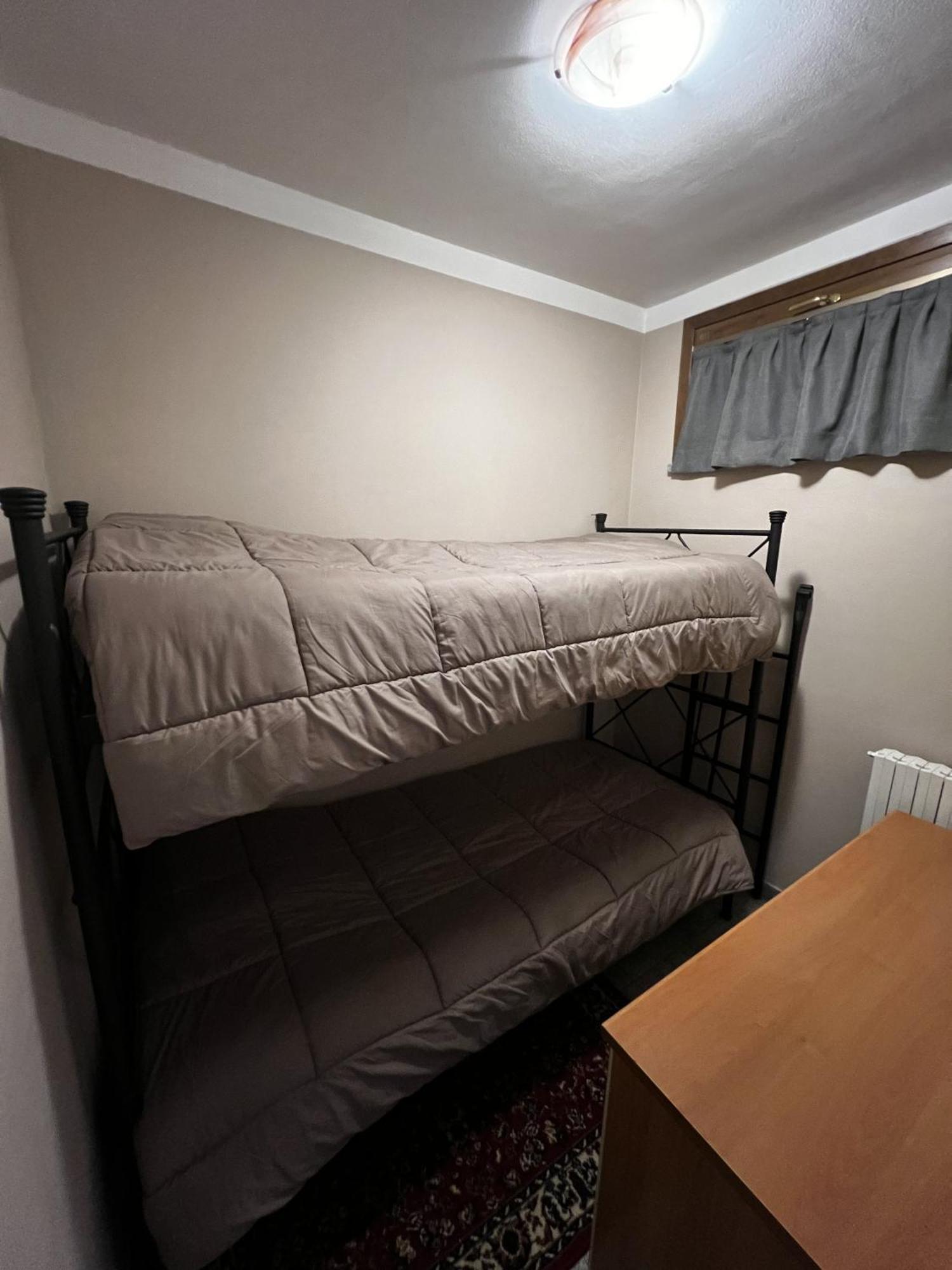 One-Bedroom Apartment Mountain View