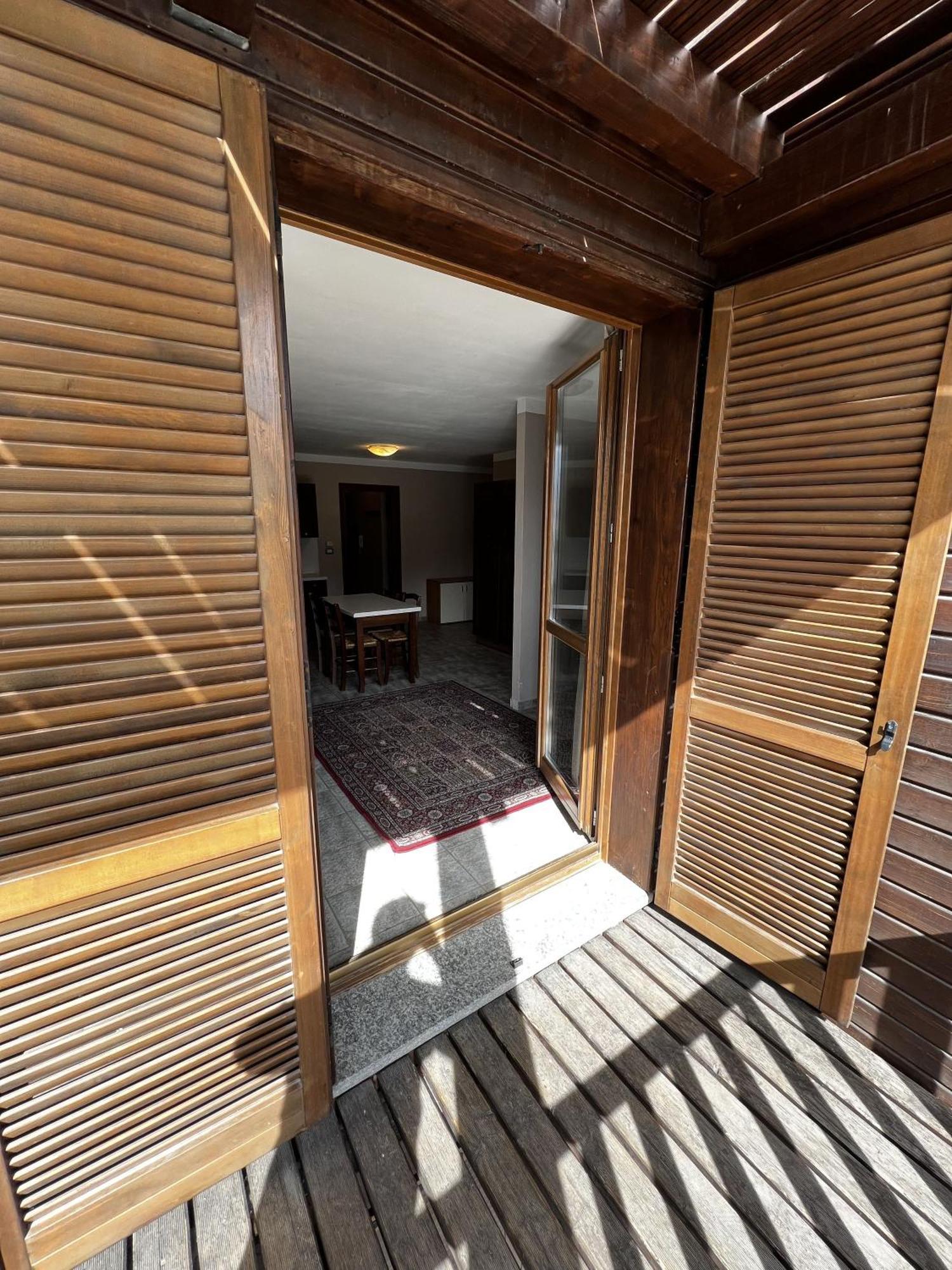 Two-Bedroom Apartment Balcony Mountain View