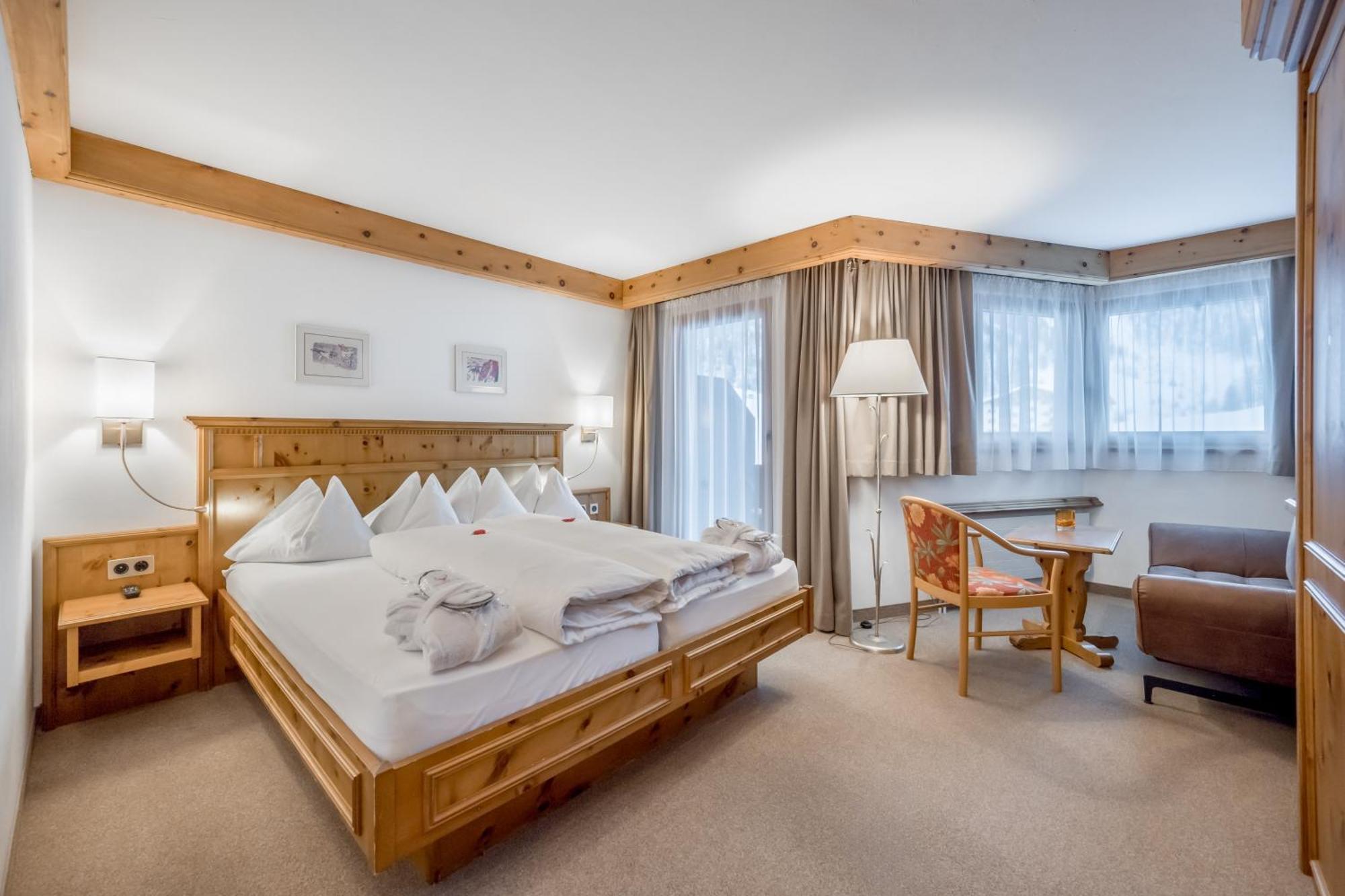 Standard Double Room Balcony,1586106002:JPEG