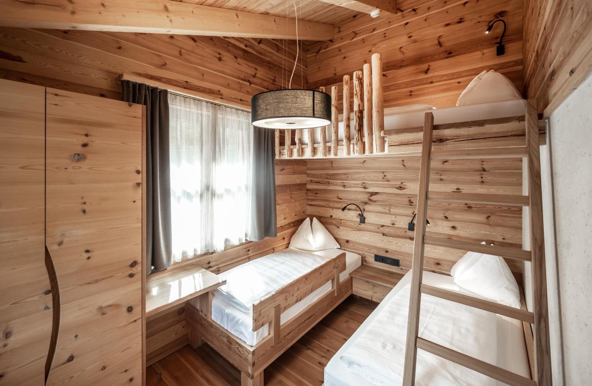 Chalet,1624789122:JPEG