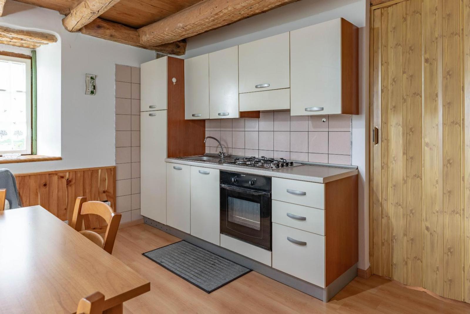 One-Bedroom Standard Apartment