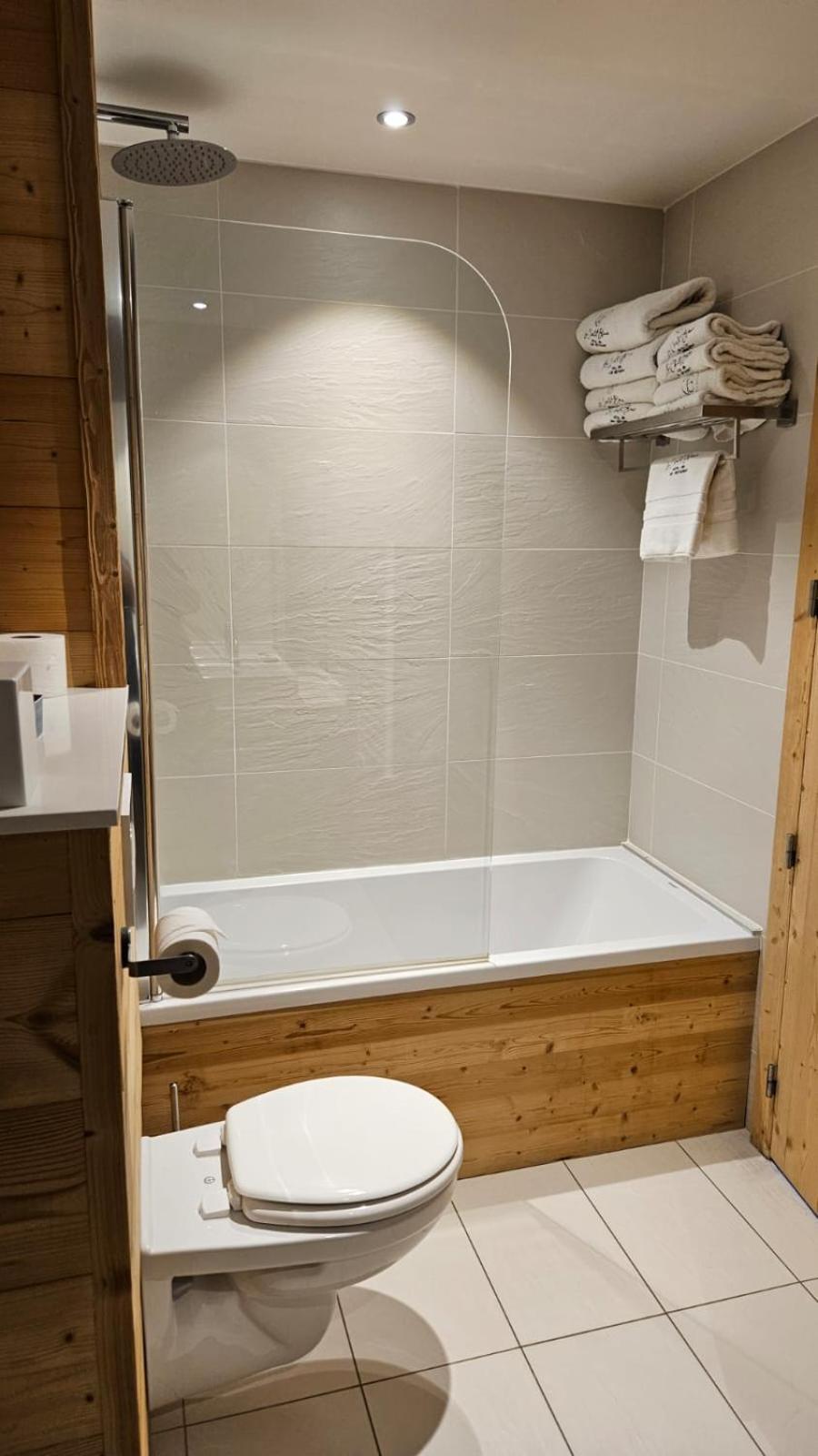 Junior Suite with Mountain View