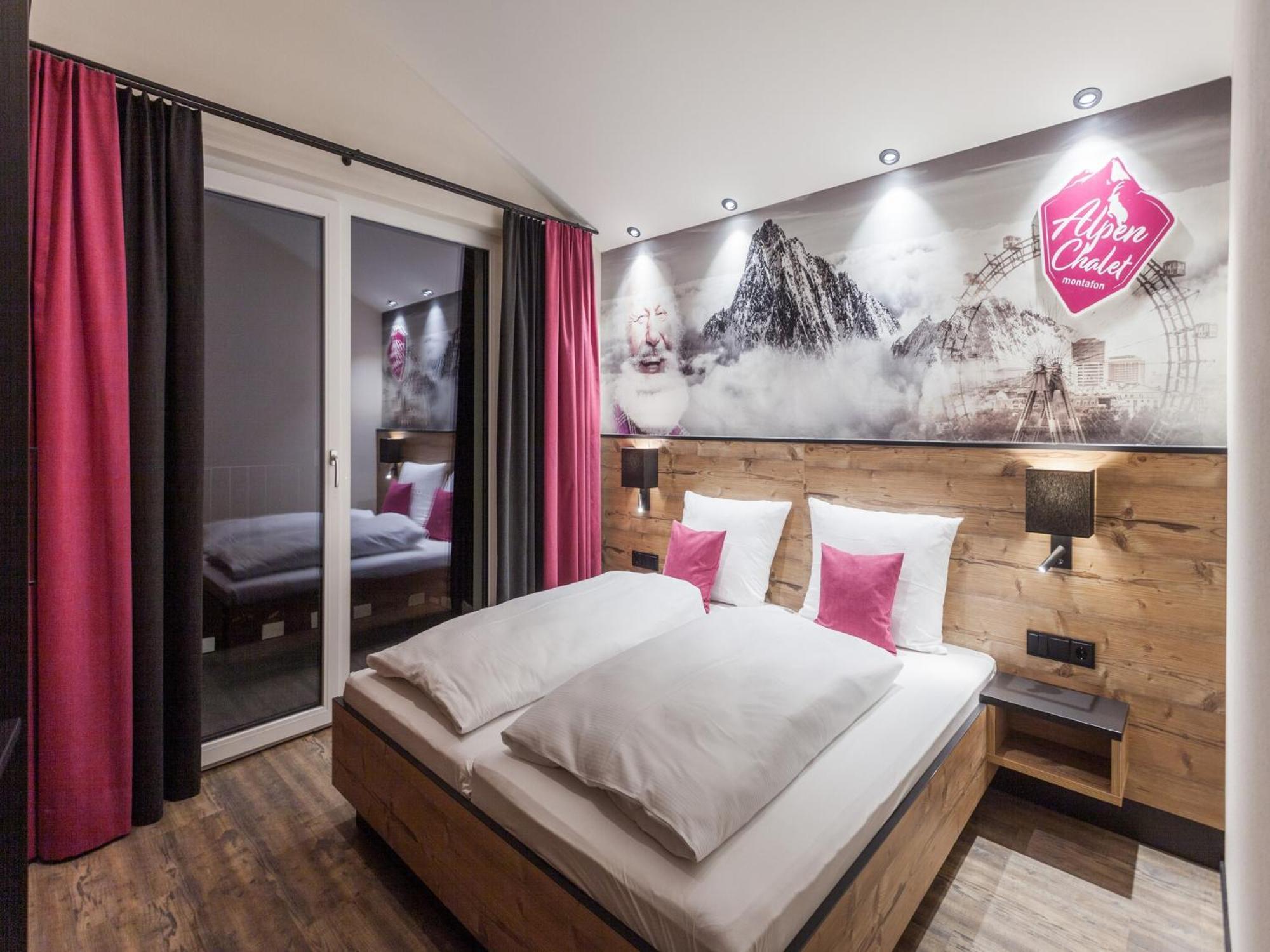Superior Chalet
