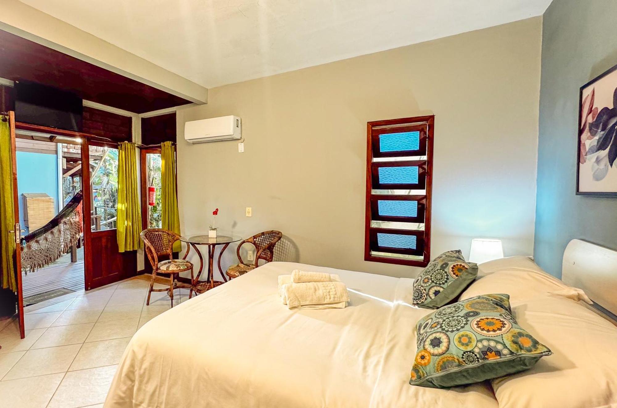Deluxe Suite Spa Bath