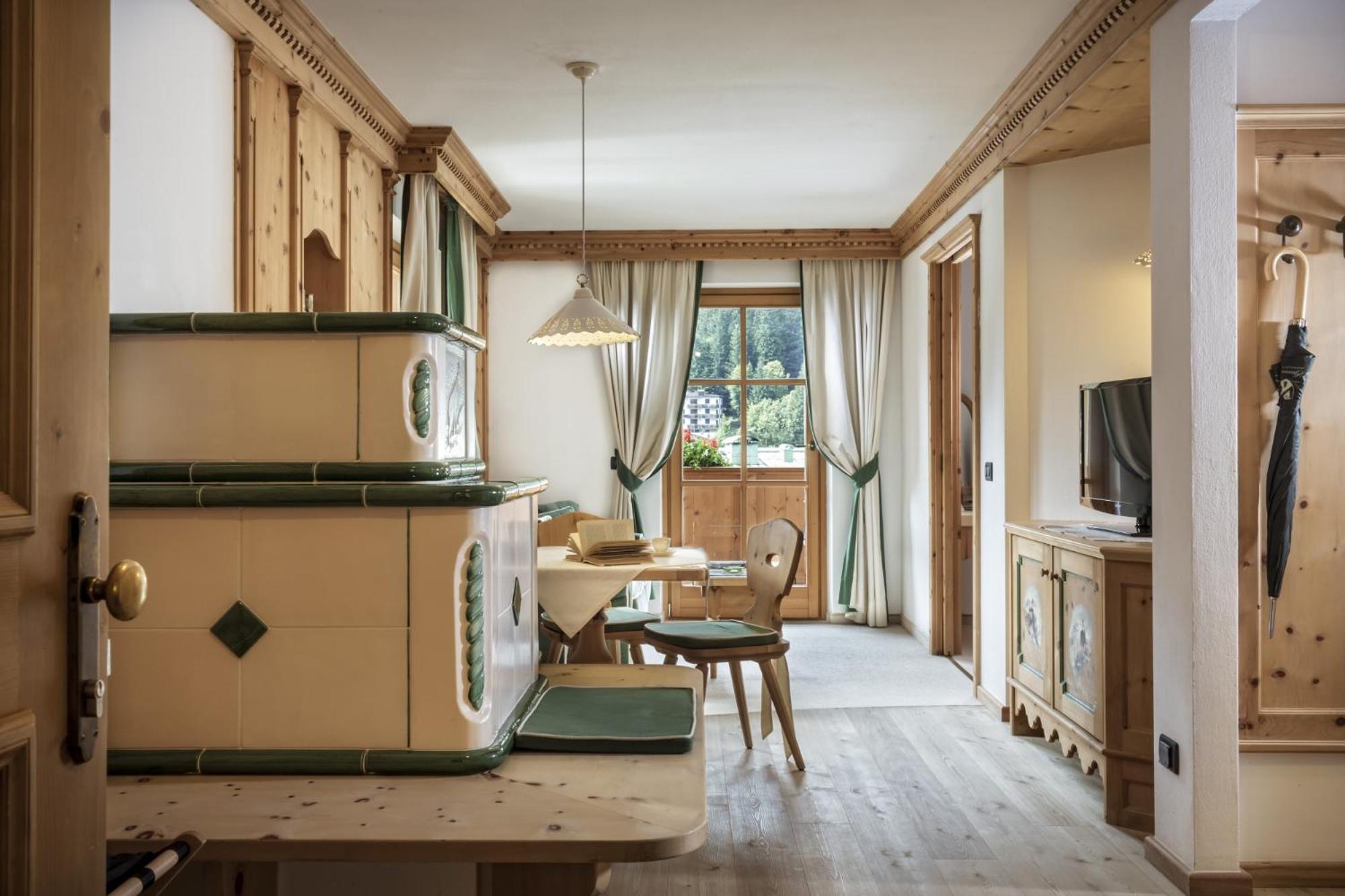 Luxury Suite Mountain View