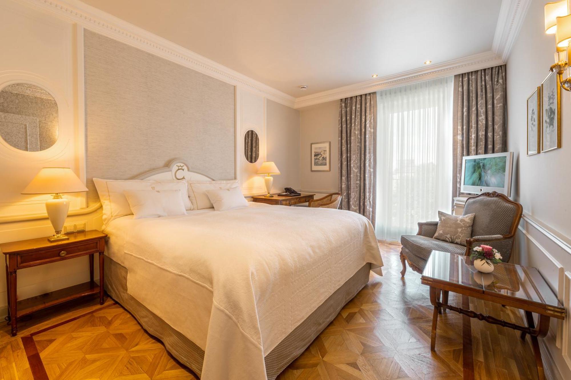 Deluxe Single Room