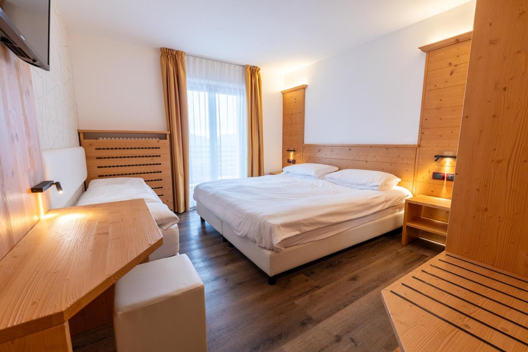 Standard Double or Twin Room Balcony