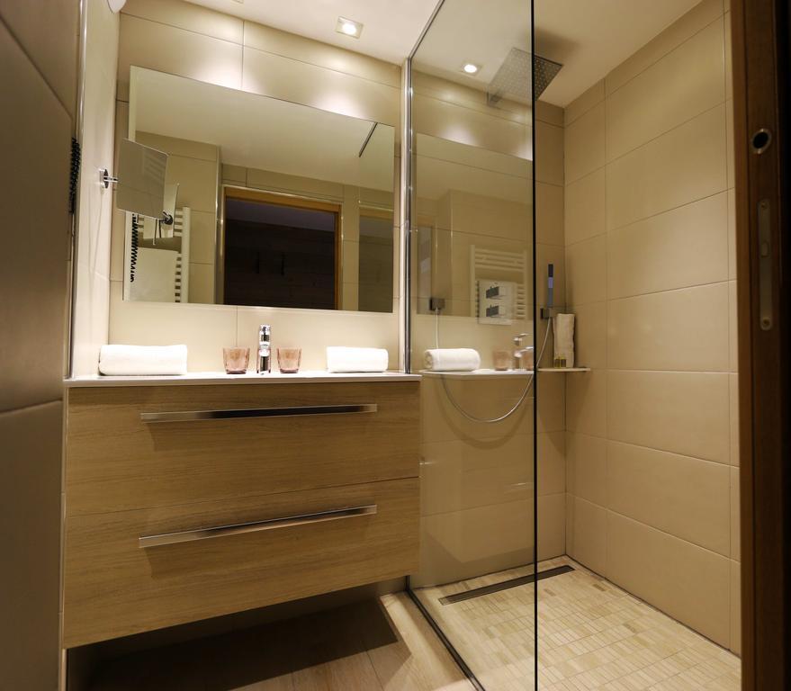 Deluxe Double or Twin Room with Balcony