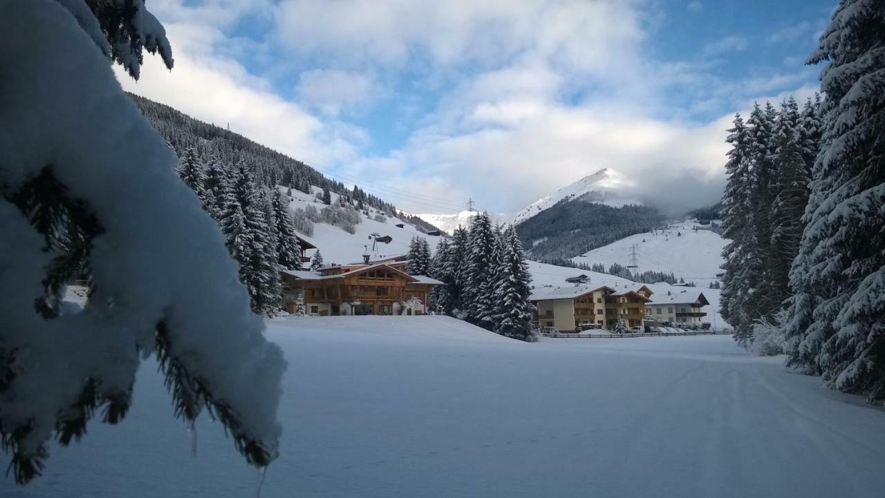 Superior Chalet