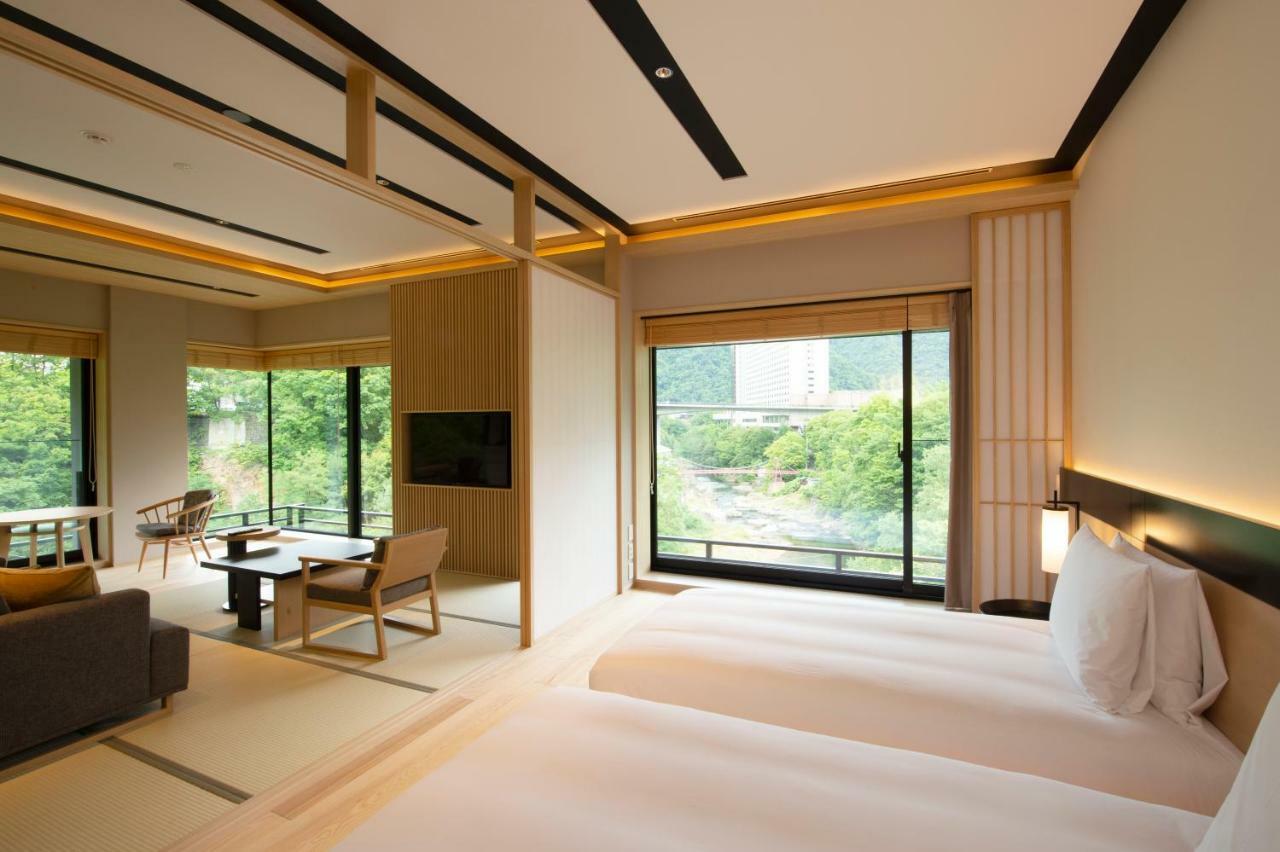 Corner Suite