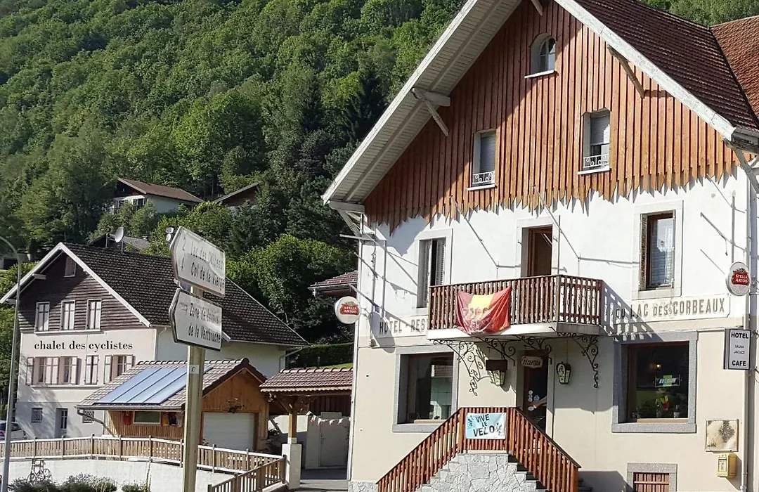 Hotel du lac des Corbeaux-1