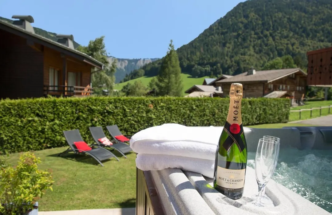 Simply Morzine - Chalet Des Montagnes-1