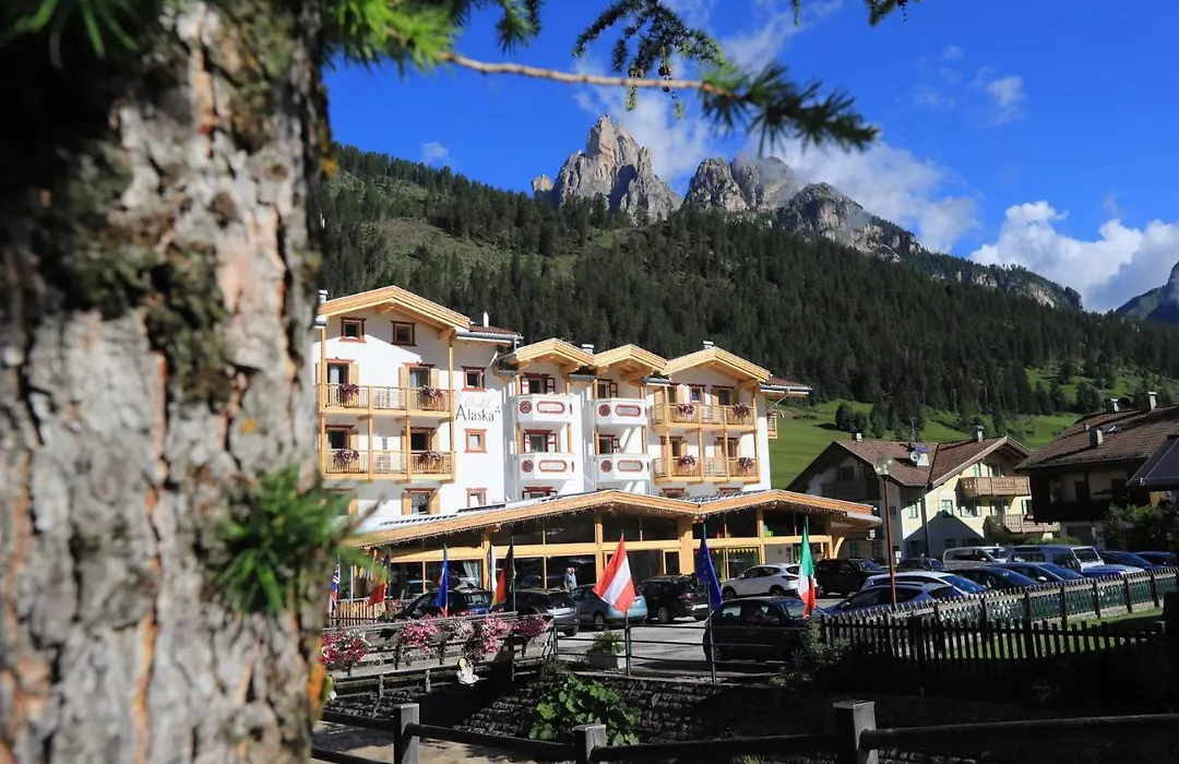 Hotel Chalet Alaska-1