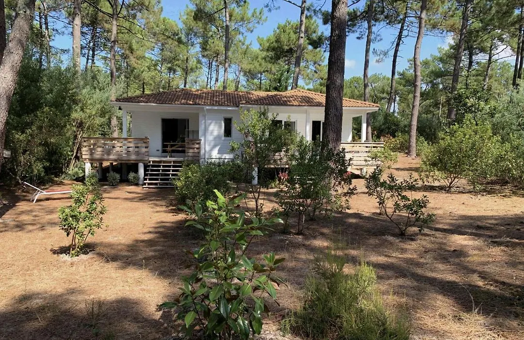 Chalet Mavalear naturiste La Jenny-1