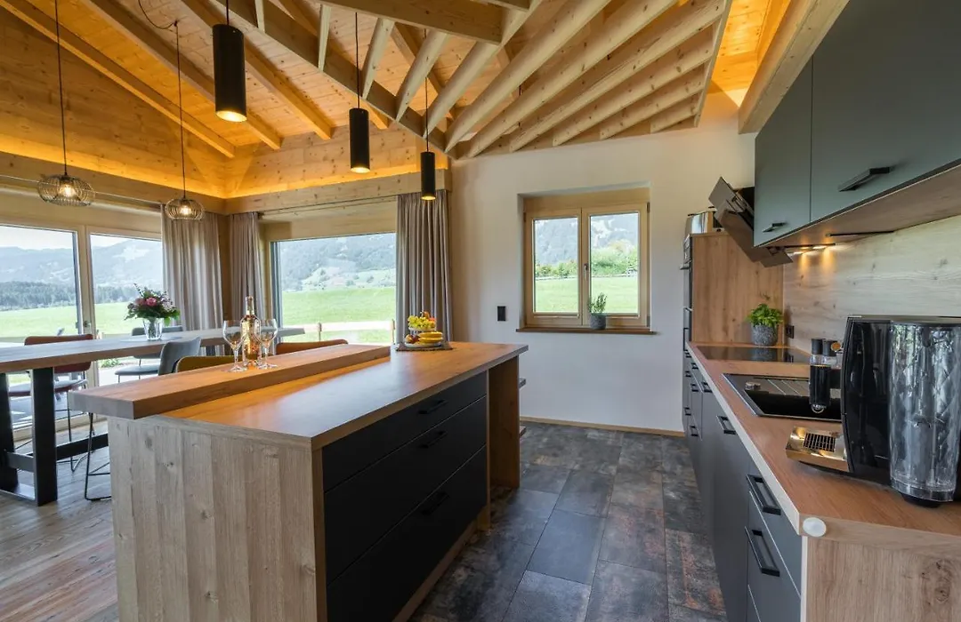 Die Zwei Sonnen Chalets-1