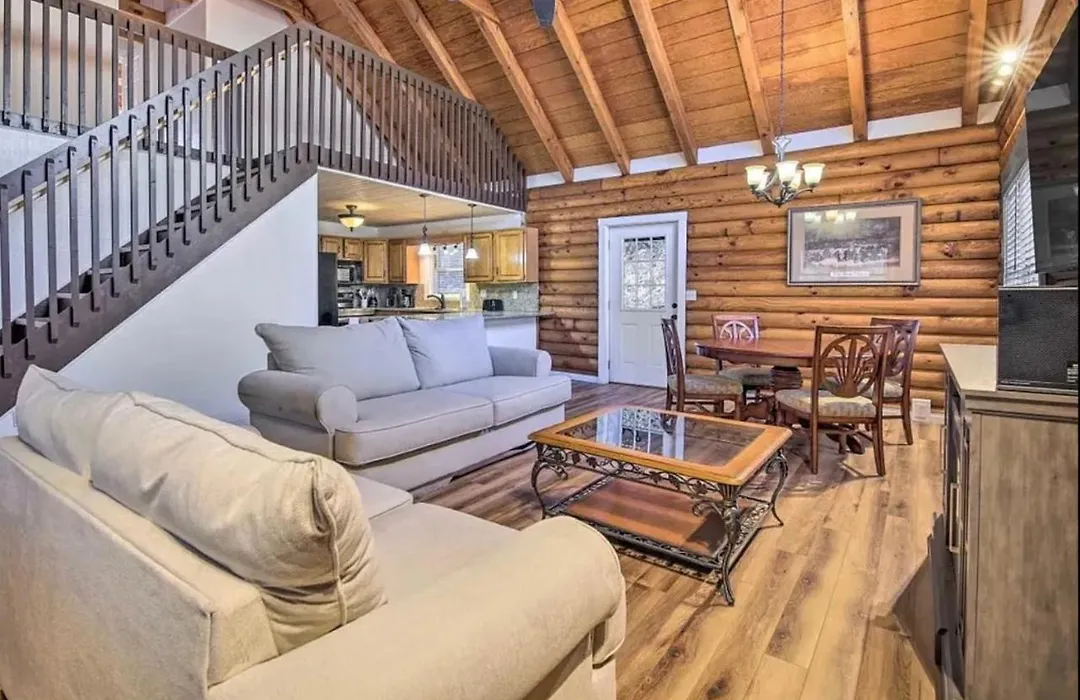 Smokey Mountain Hideaway-1