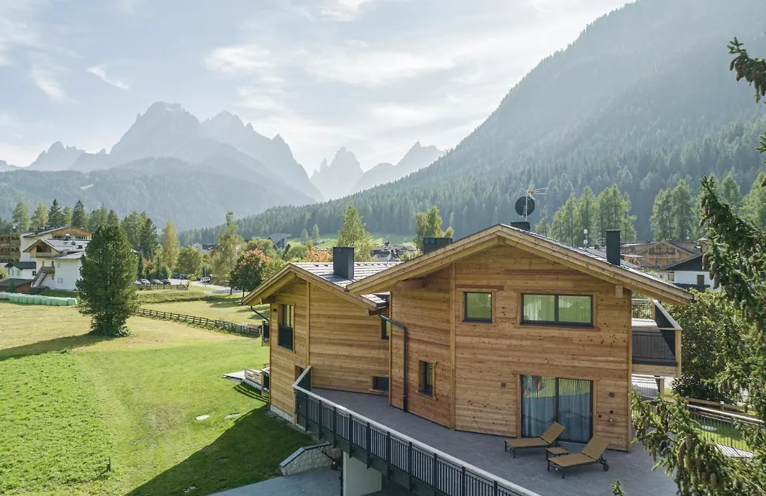 Vista Chalets Sexten-1