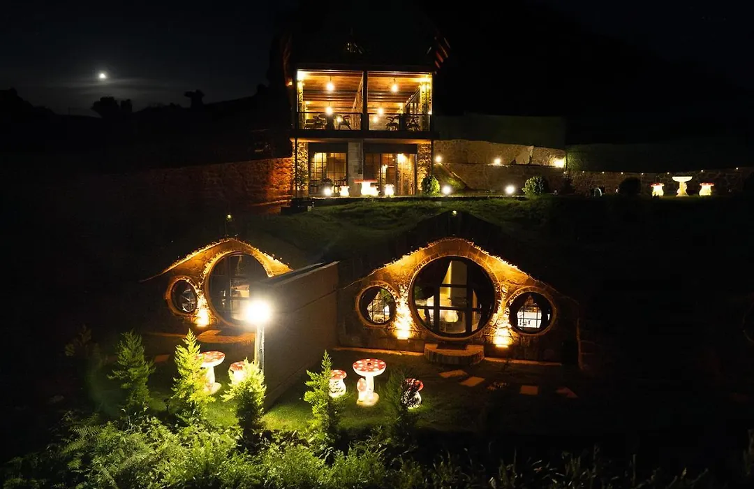 Hobbit Chalet-1