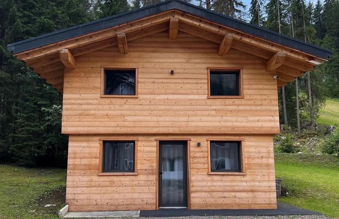 Chalet Queen-1