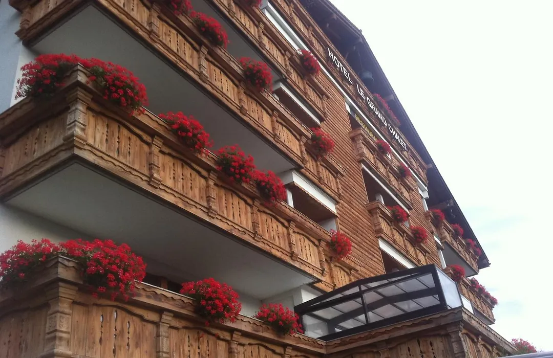 Hotel Le Grand Chalet-1