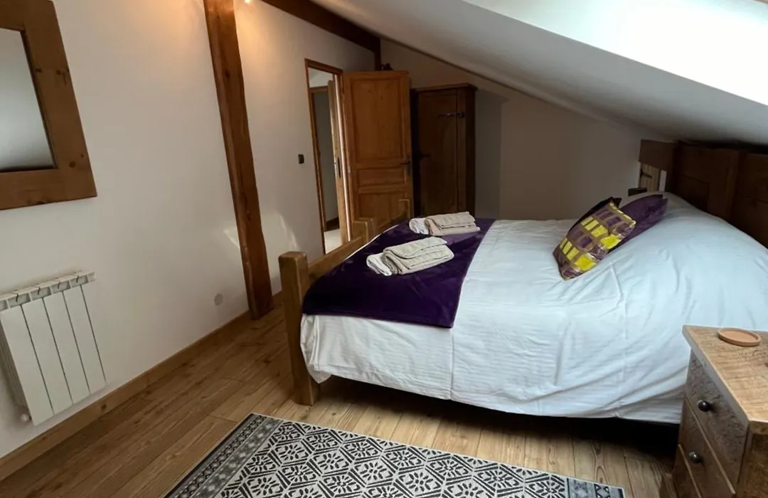 Chalet Le Pery-1