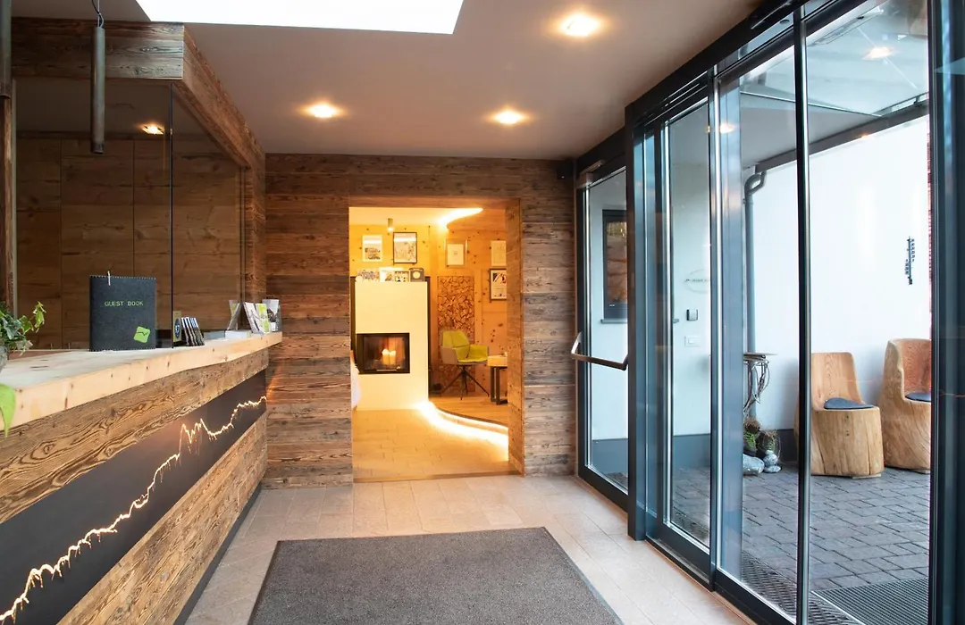 Hotel Chalet Dolomites-1