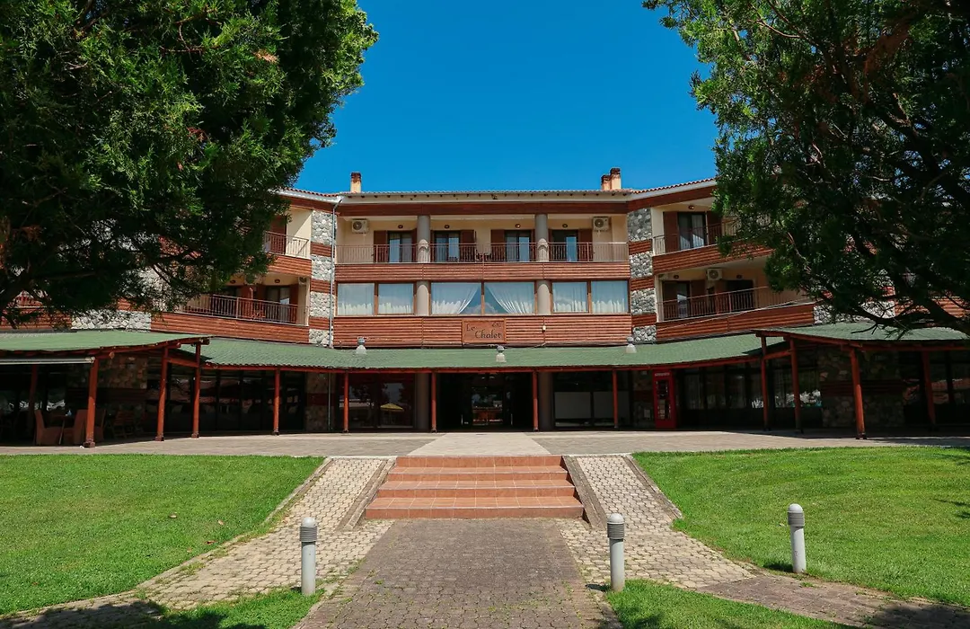 Le Chalet-1