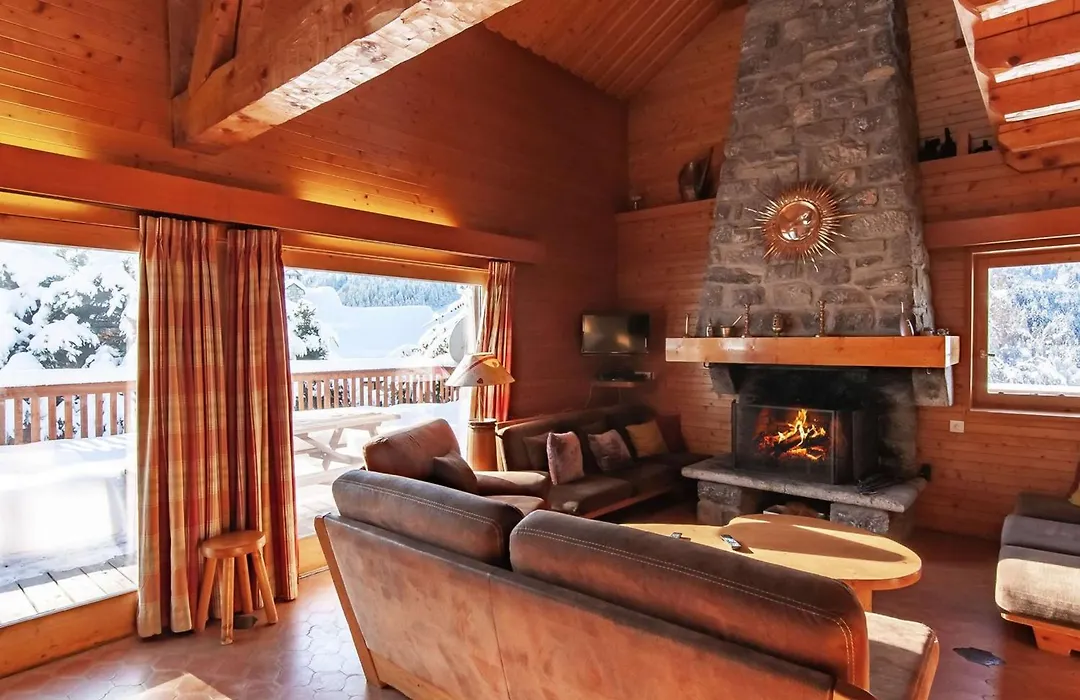 Chalet familial 10 pièces à Meribel, proche des pistes, avec cheminée et terrasse, 12 personnes - FR-1-180-625-1