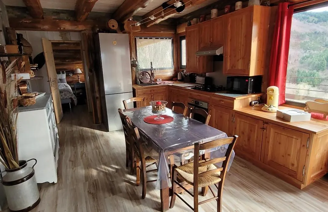 Chalet fuste-1
