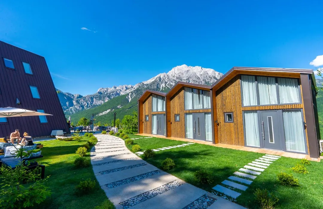 Vidis Chalet Boutique Hotel-1