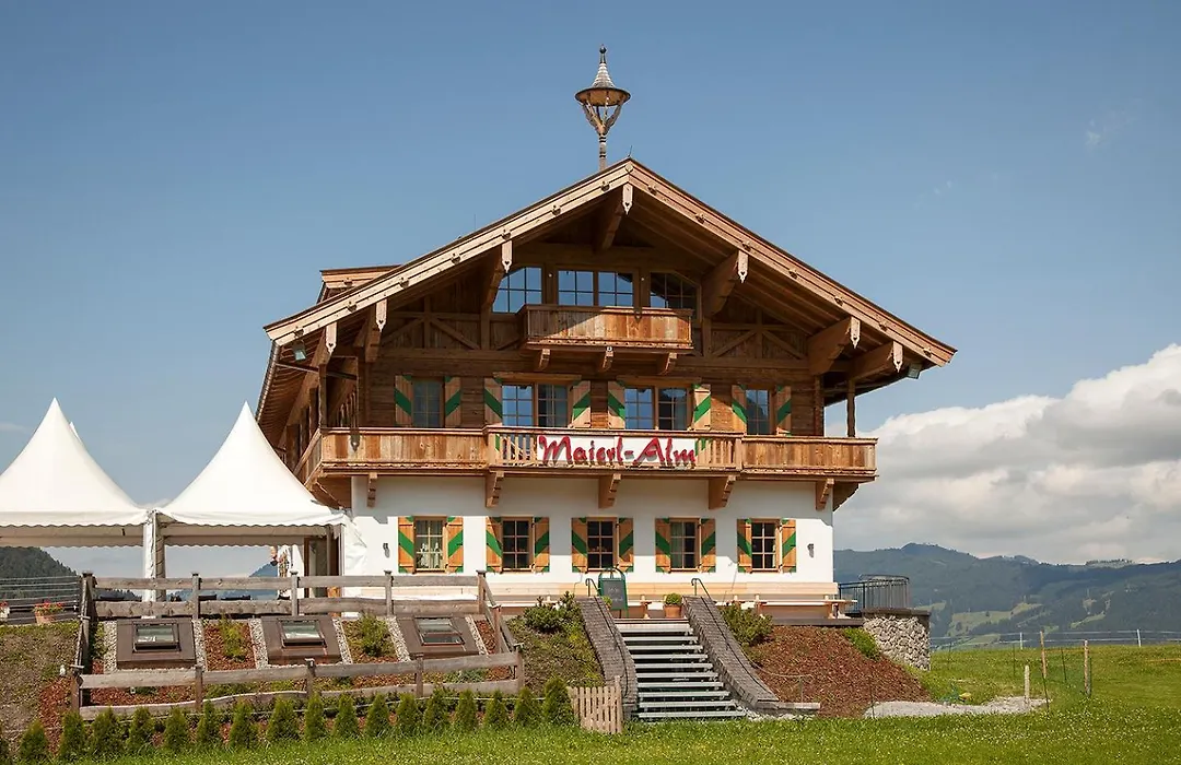 Maierl-Alm & Maierl-Chalets-1