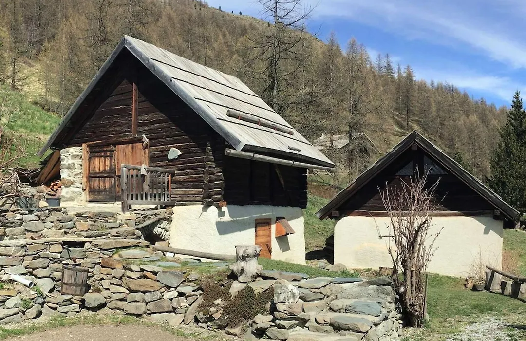 Alpine Chalet 1800m le Petit Fontcouverte Névache-1