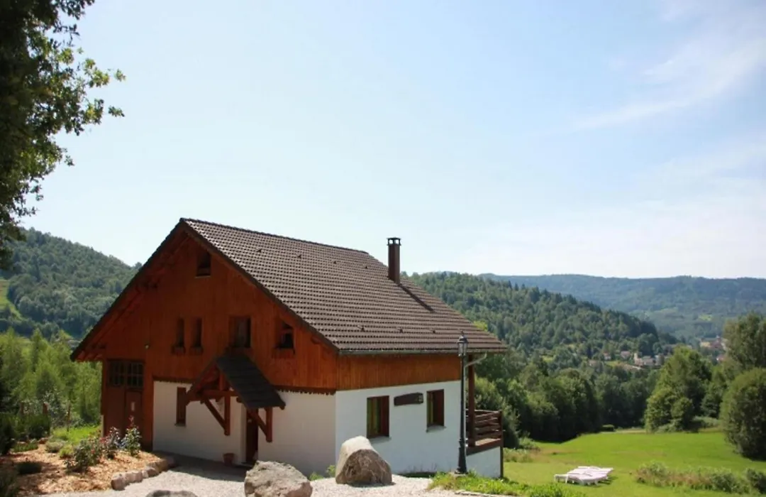 Alpine Chalet Near Cafes-1