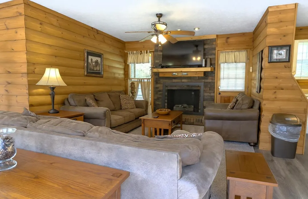 2 Blocks To Parkway! 5Br3Ba Ranch Whot Tub Free Attraction Tickets-1
