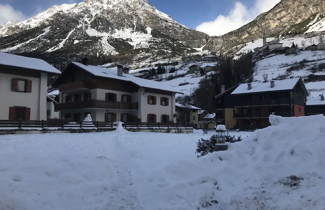 Alpen Hotel Chalet-1