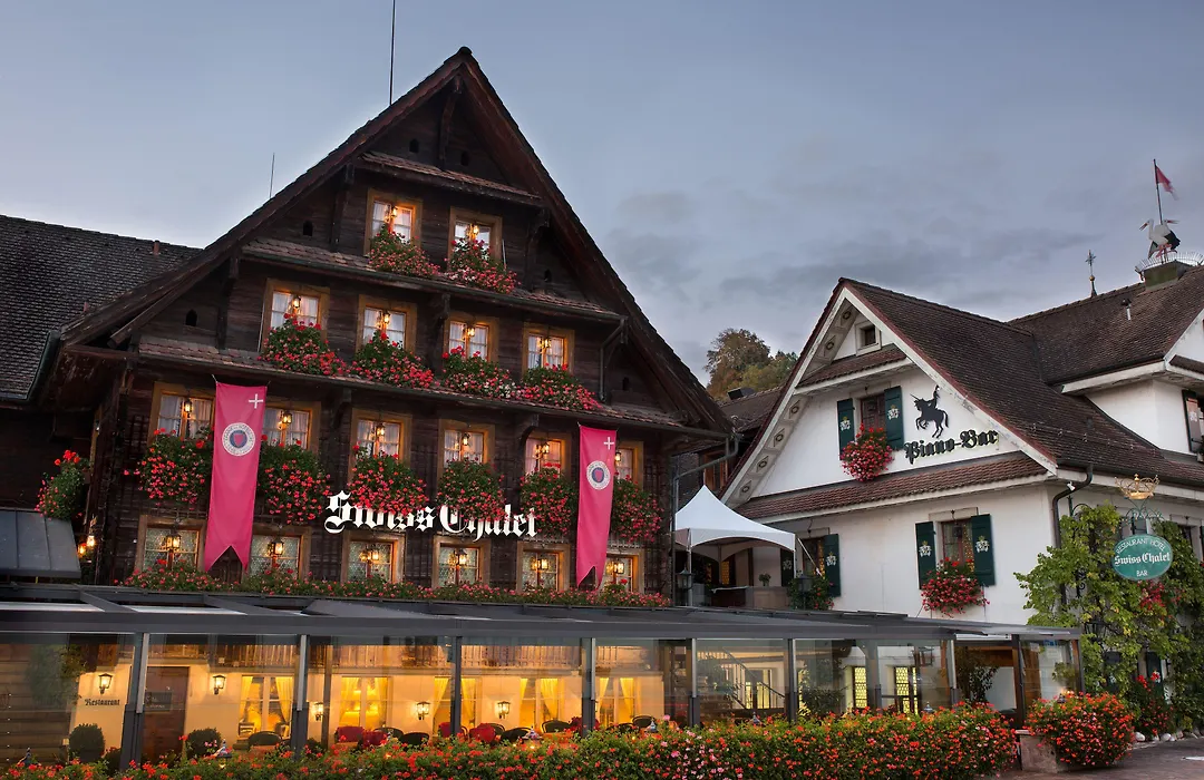 Chalet-Hotel Lodge - Swiss-Chalet Merlischachen-1