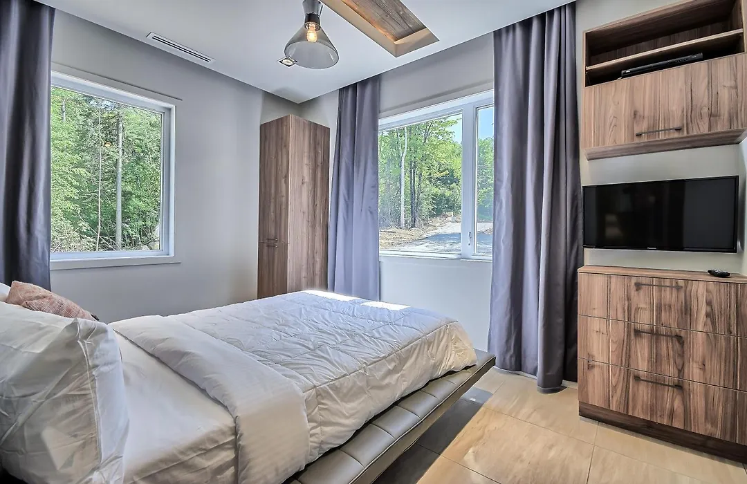Bel Air Tremblant Hotel - Domes & Chalets-1
