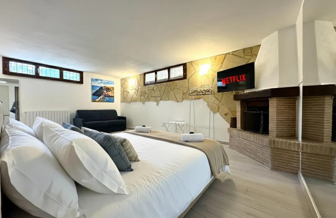 Residence Il Boschetto - Villa Con Piscina-1