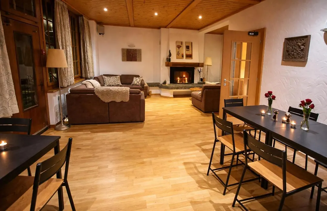 Chalet Rosa B&B-1