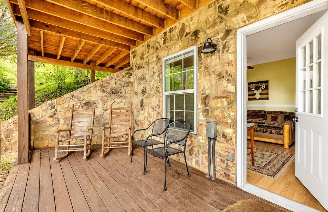 Red Oak Ridge, Hot Tub, Pool Table, Wifi, 560 Free Tickets Each Paid Day!!!-1